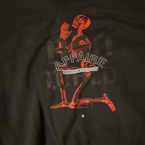 Sweat shirt